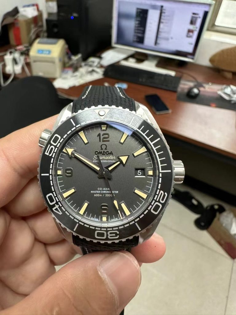 Replica Omega Planet Ocean 600m
